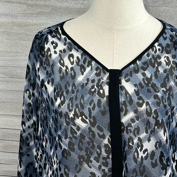 CABI Semi Sheer Blouse Plaid/Cheetah Blue Black White-Medium - Picture 2 of 3